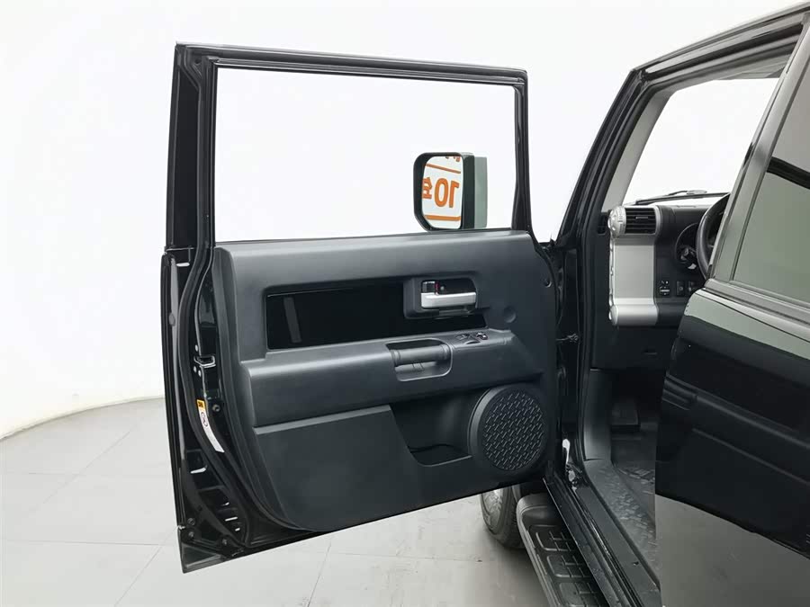 Toyota FJ Cruiser 2008 immagine di auto #9