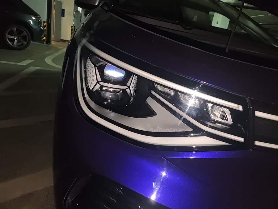 Volkswagen ID.6 X 2022 car image #9