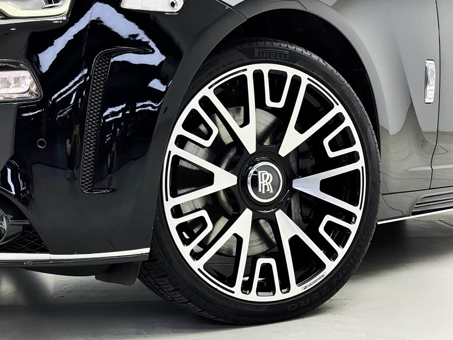 Rolls-Royce Ghost 2010 car image #9