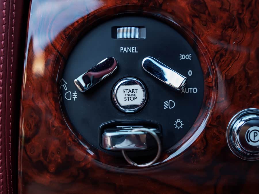 劳斯莱斯 幻影 2016 汽车图片 #9