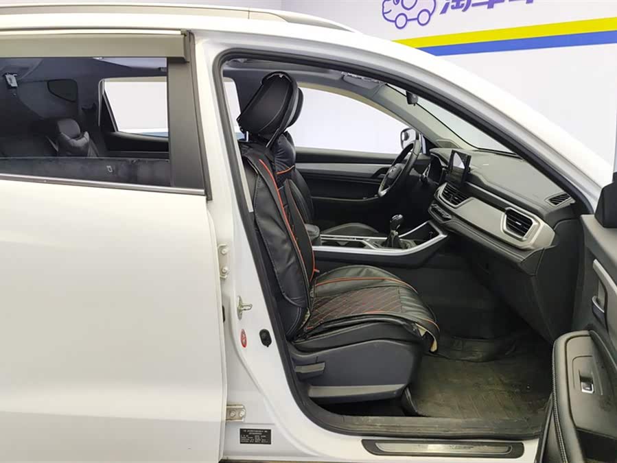 GEELY Vision X6 2019 car image #9