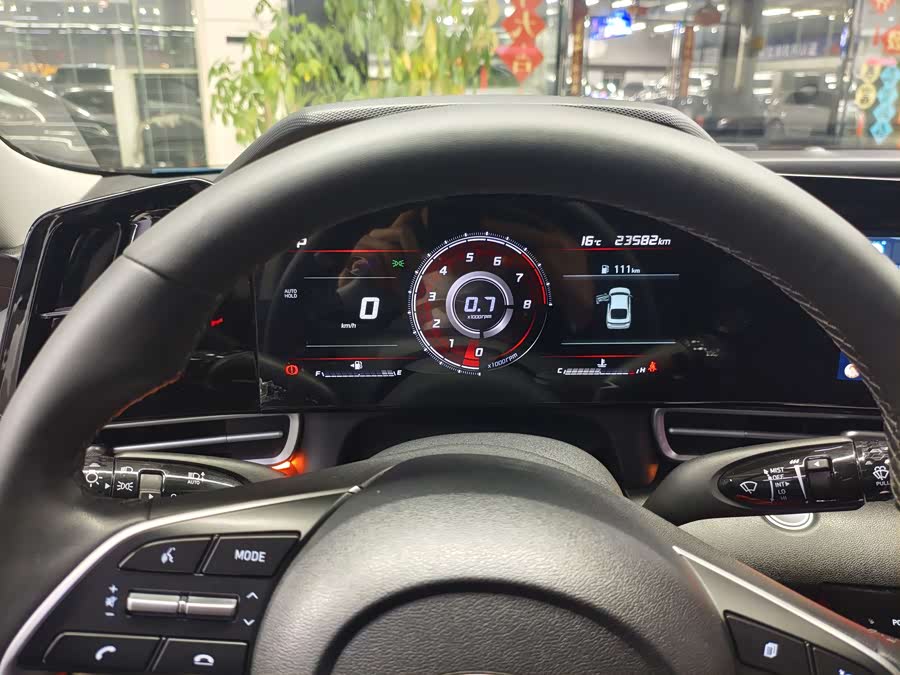 Hyundai Elantra 2022 immagine di auto #9