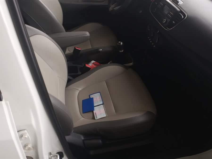 起亚 焕驰 2019 汽车图片 #9