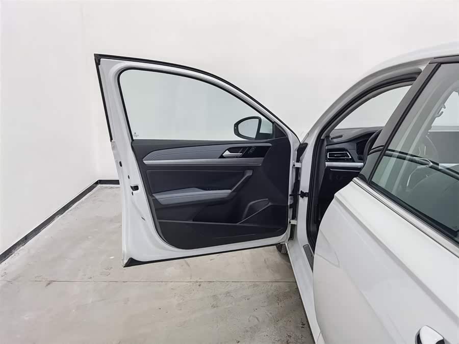 Volkswagen Lavida 2022 car image #9