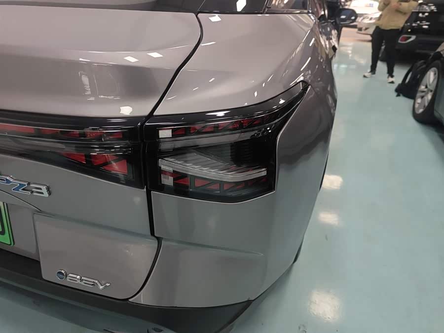 Toyota bZ3 2023 immagine di auto #9