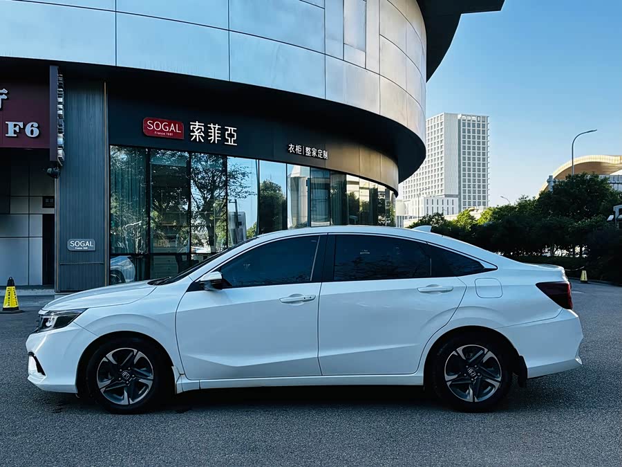 Honda Envix 2020 car image #9