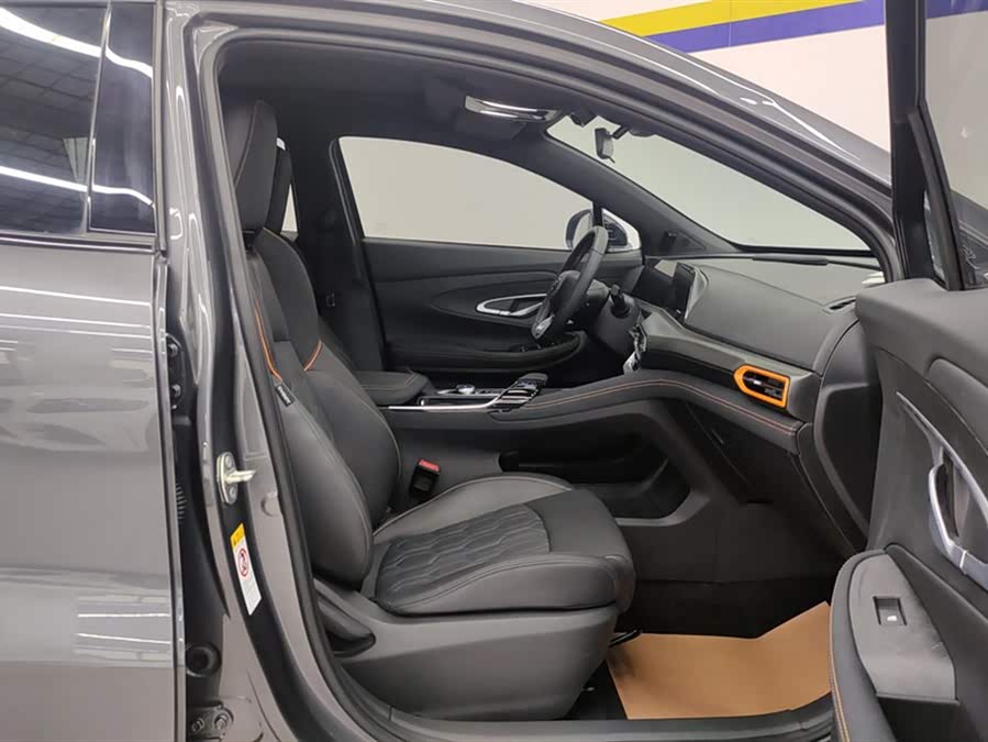 Changan UNI-T 2022 immagine di auto #9