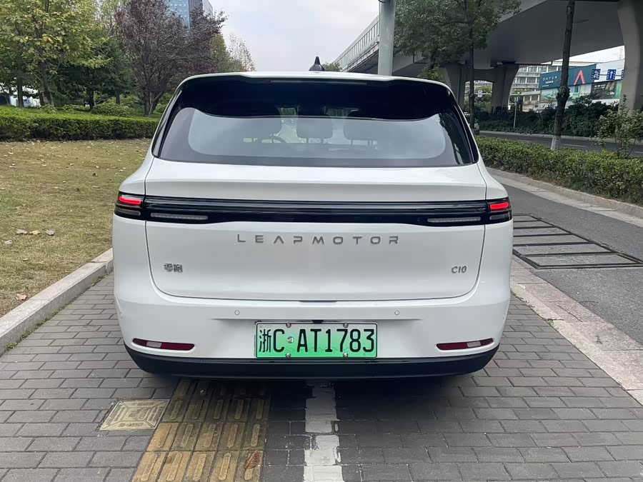 零跑汽车 零跑C10 2024 汽车图片 #9