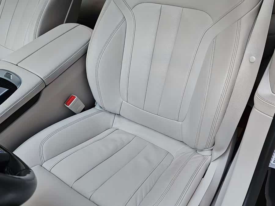 BMW 7 Series 2019 #9 BMW 7 Series 2019 car image #9