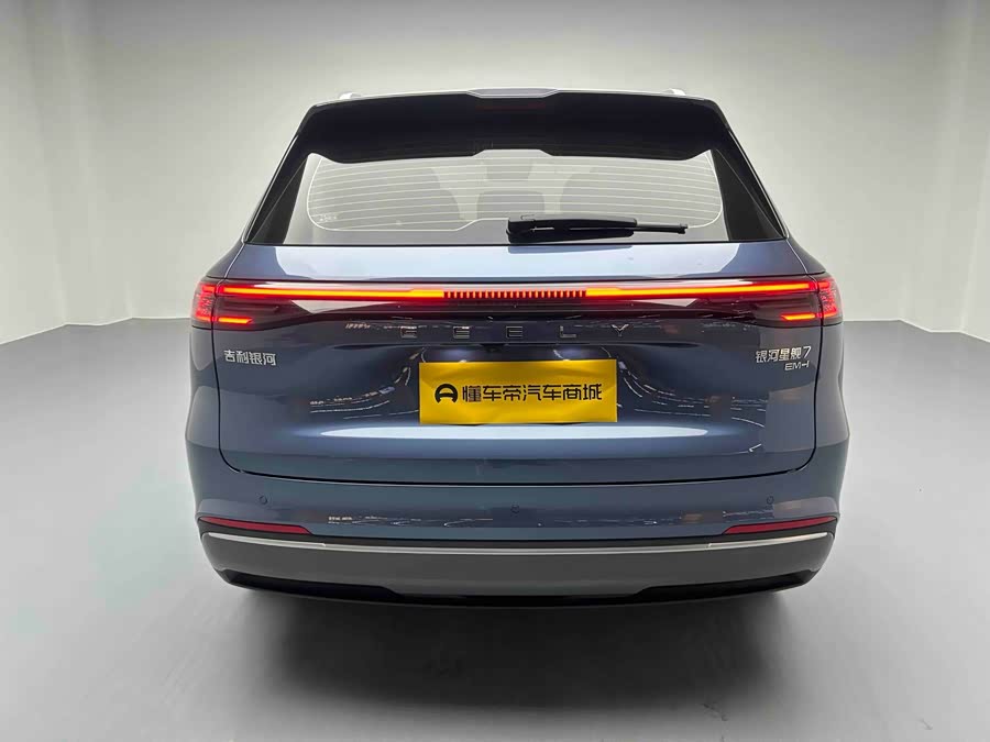 GEELY 2024 car image #9