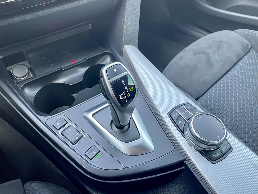 BMW 4 Series 2019 #9 BMW 4 Series 2019 car image #9