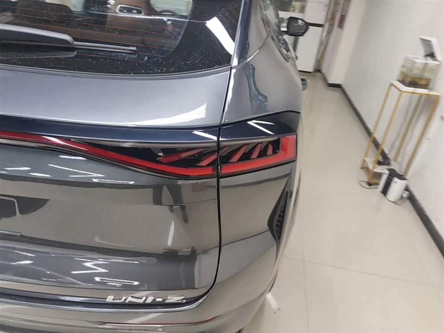 Changan UNI-Z 2025 car image #9