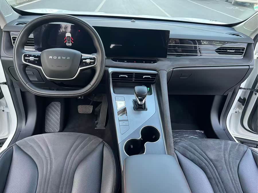 Roewe D5X DMH 2024 car image #9