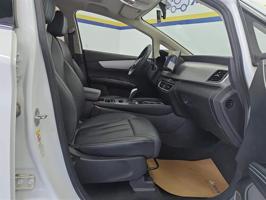 BYD Song MAX 2021 car image #9