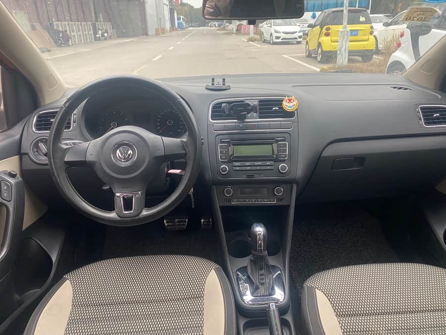 大众 Polo 2012 汽车图片 #9