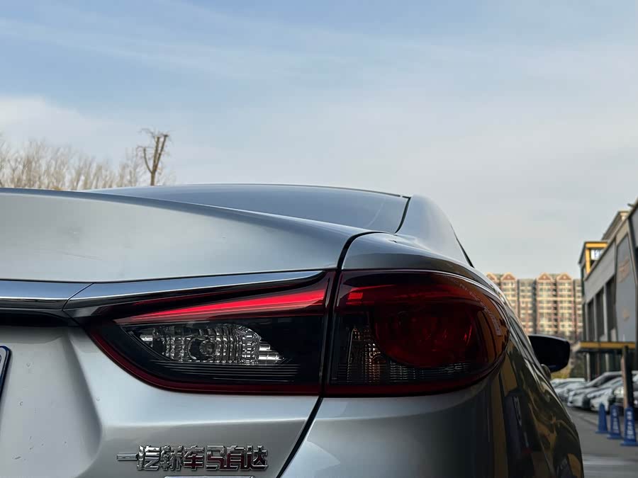 Mazda Atenza 2018 car image #9