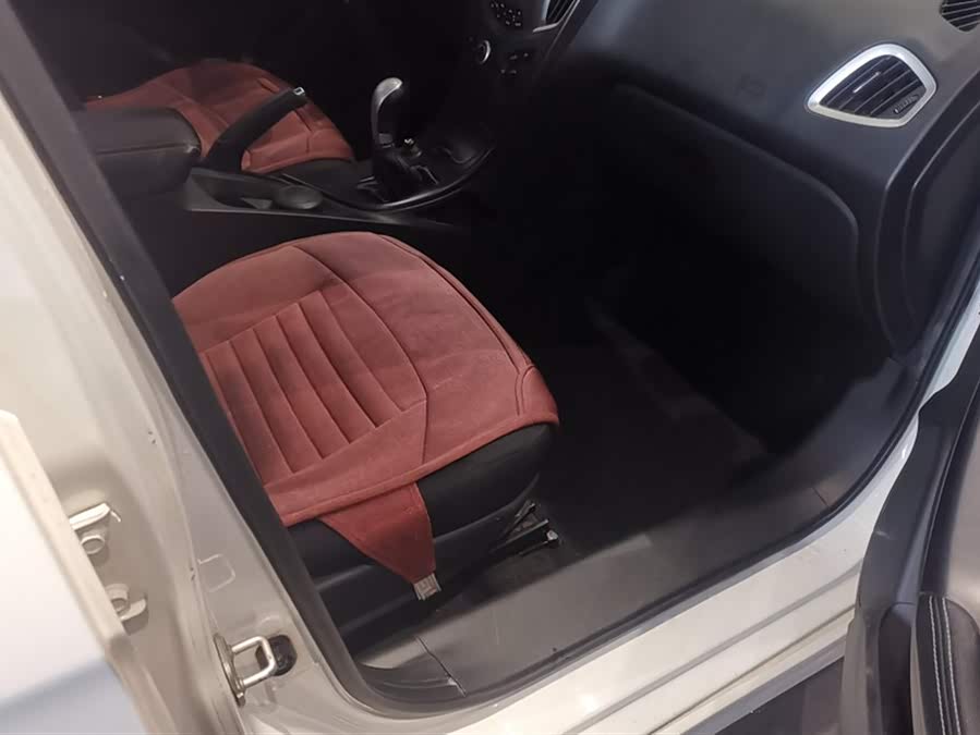 GAC Trumpchi GA3 2014 #9 GAC Trumpchi GA3 2014 car image #9