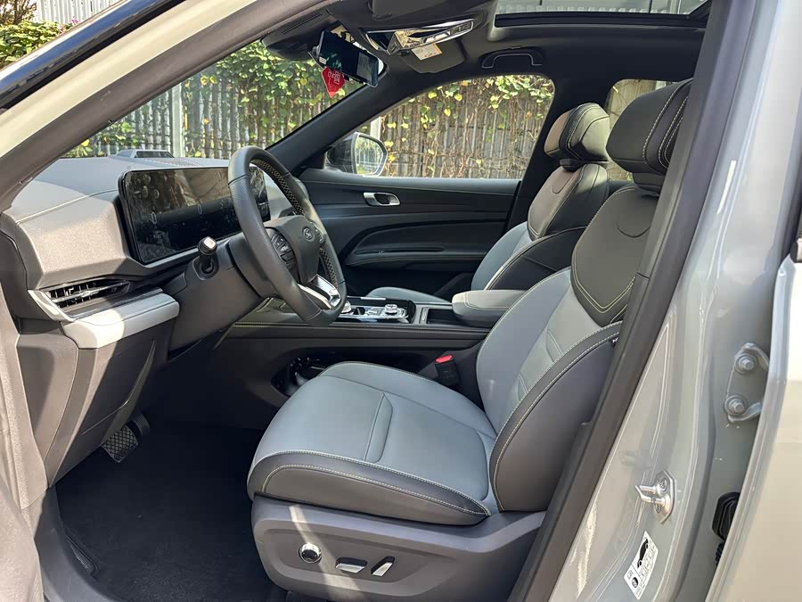 Ford Equator Sport 2024 car image #9