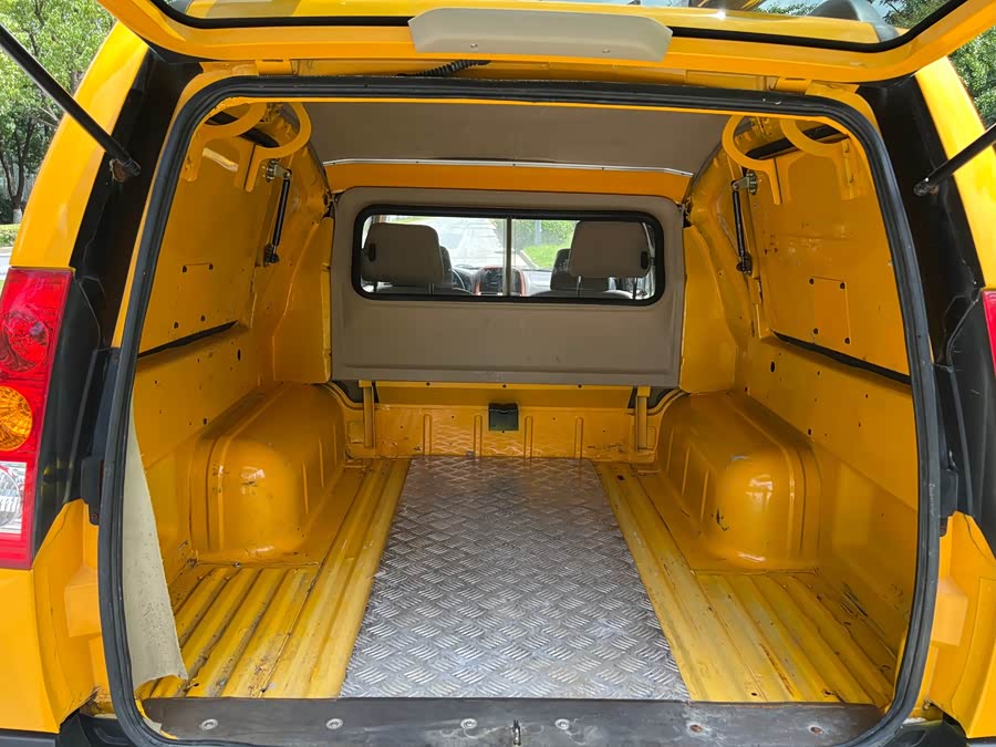 日产 日产ZN厢式车 2014 汽车图片 #9