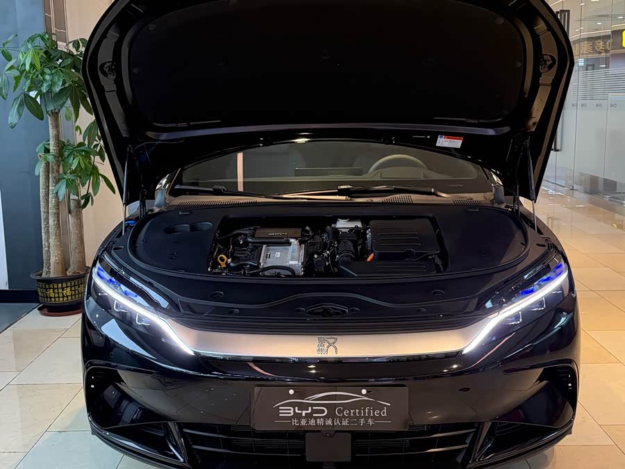 BYD Han 2025 car image #9