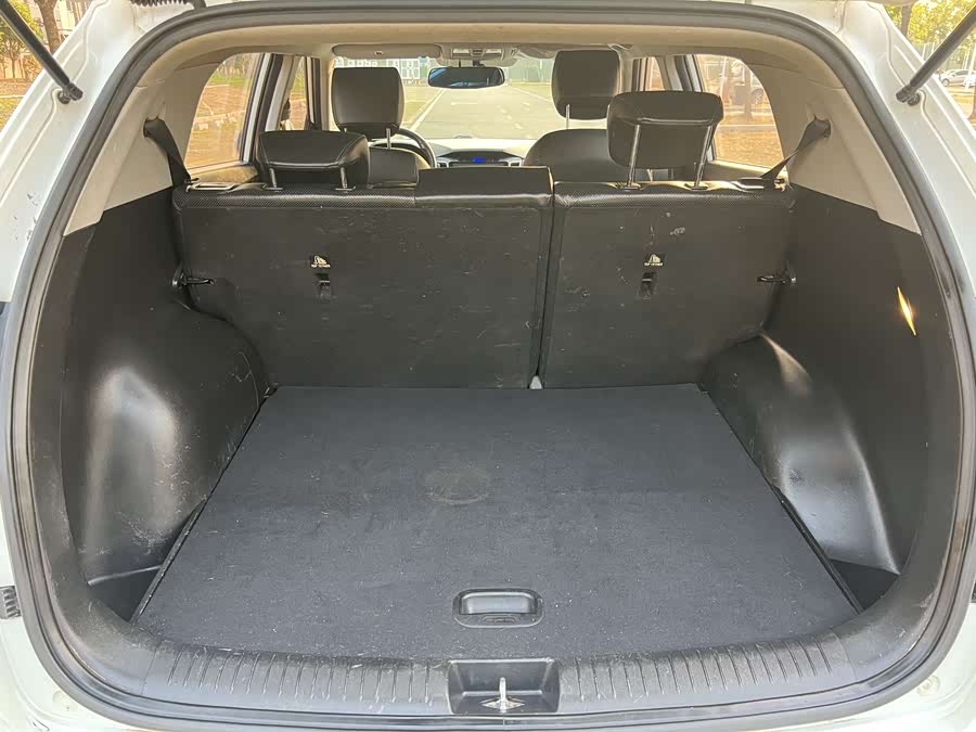 Hyundai ix25 2015 car image #9