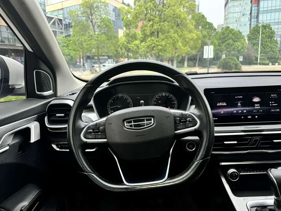 GEELY Coolray 2020 car image #9
