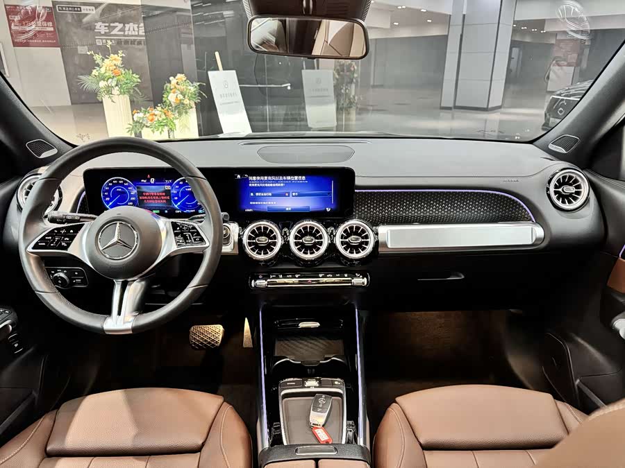 Mercedes-Benz EQB Class 2024 car image #9