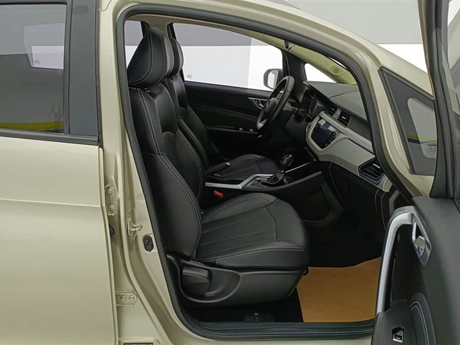 GEELY Vision X3 2021 car image #9
