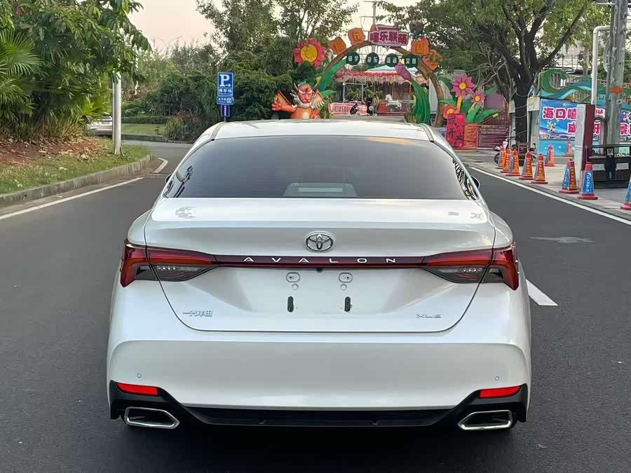 Toyota Avalon 2019 #9 Toyota Avalon 2019 car image #9