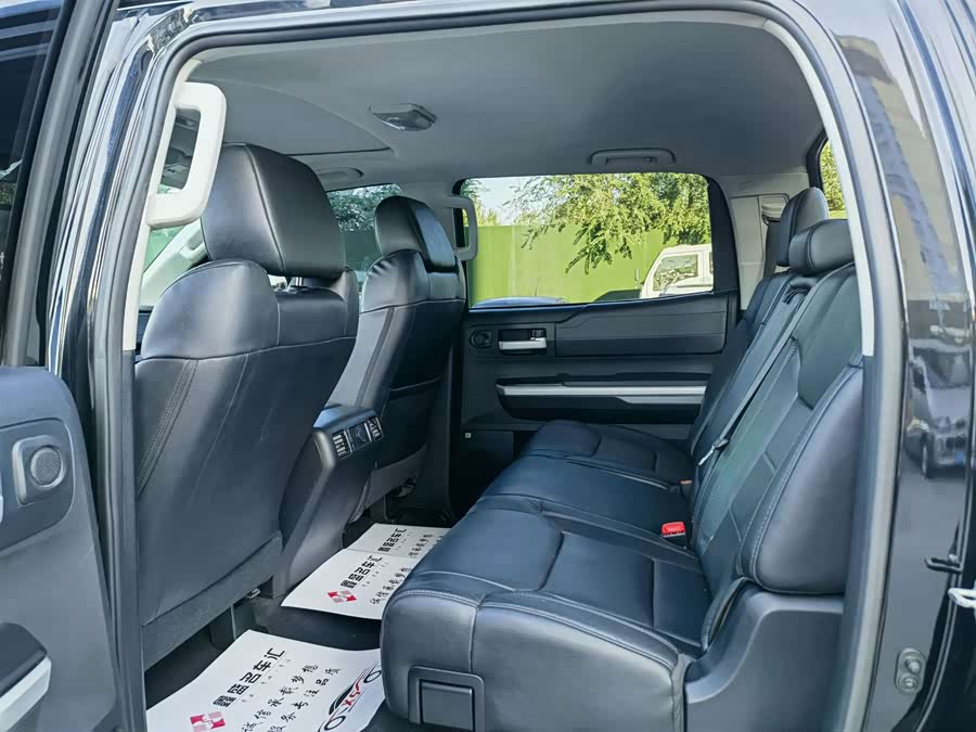 Toyota Tundra 2015 immagine di auto #9