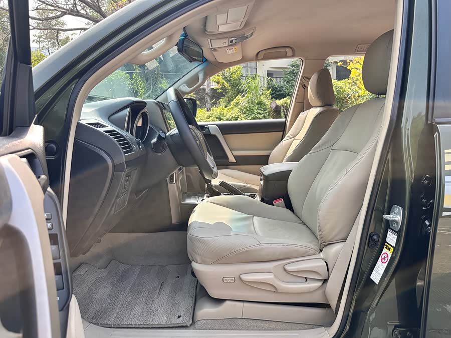 Toyota Prado (Imported) 2011 car image #9
