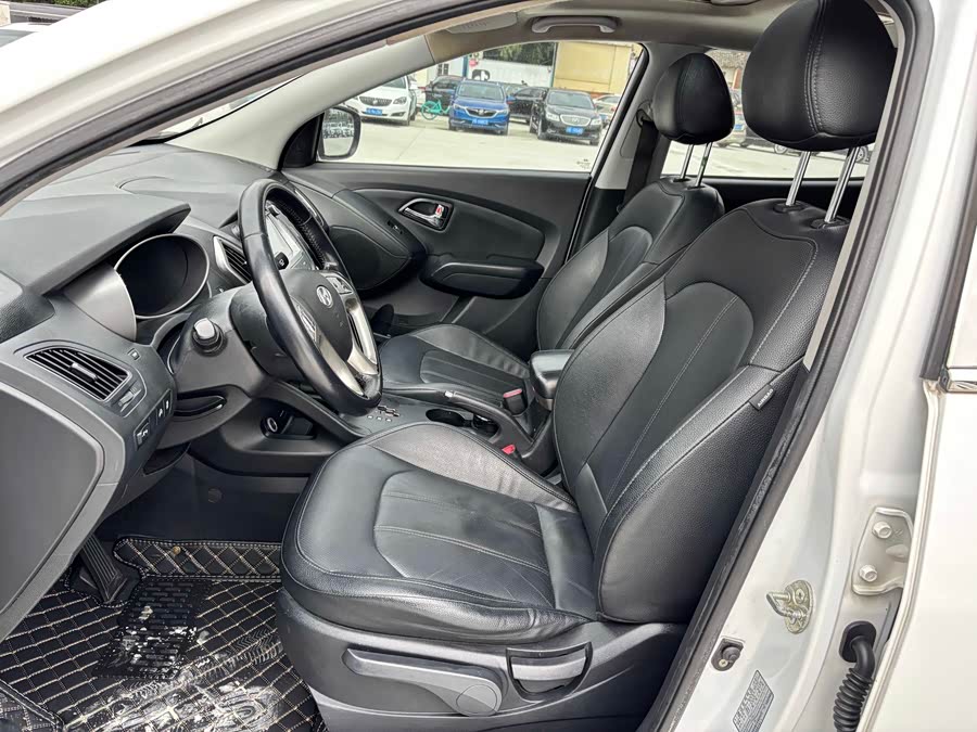 Hyundai ix35 2015 #9 Hyundai ix35 2015 car image #9