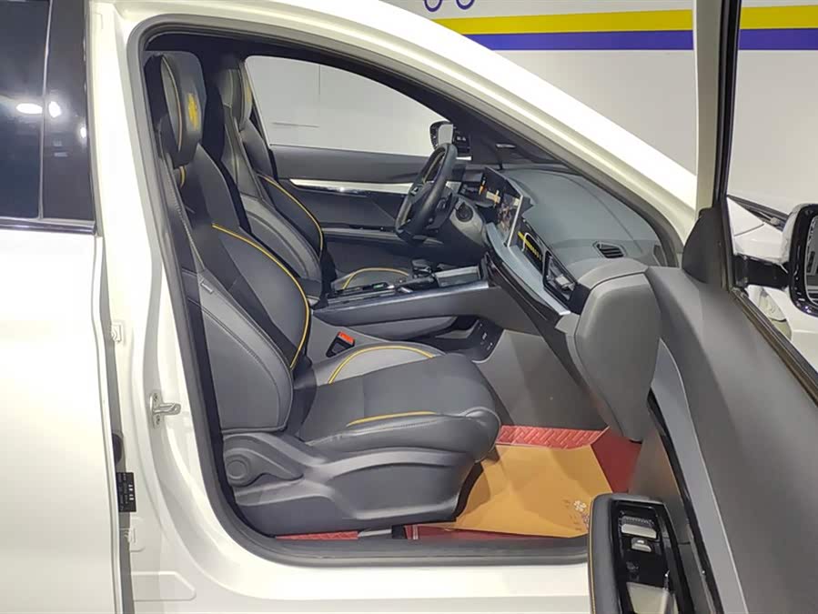 MG 5 Scorpio 2023 car image #9