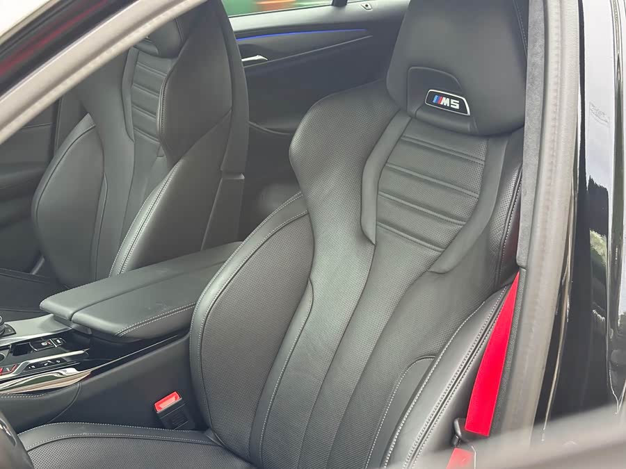 BMW M5 2023 #9 BMW M5 2023 صورة سيارة #9