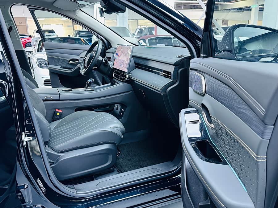 Jetour X90 PRO 2024 car image #9