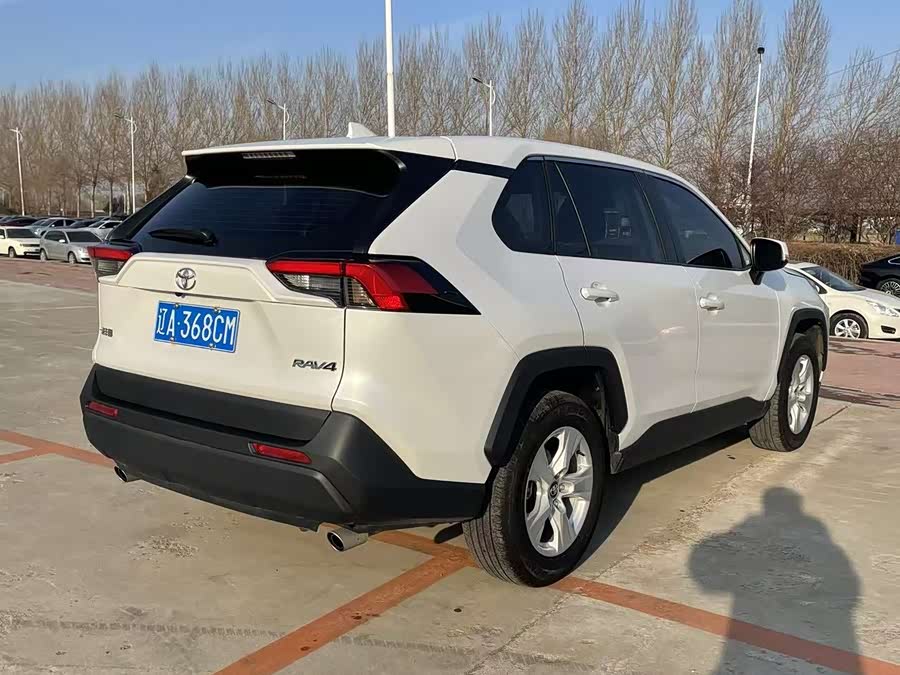 Toyota RAV4 2024 #9 Toyota RAV4 2024 car image #9