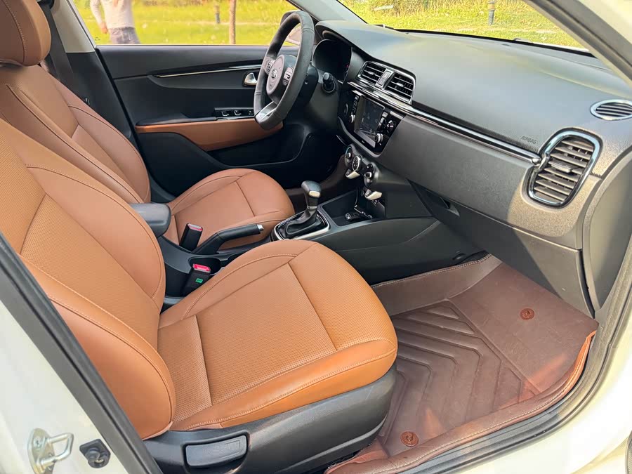 Kia Rio Cross 2017 صورة سيارة #9