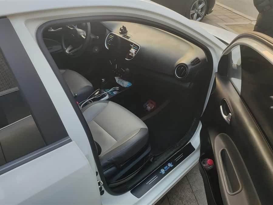 起亚 焕驰 2019 汽车图片 #9