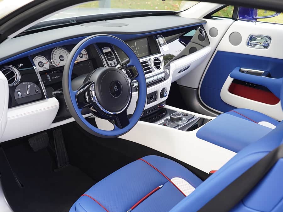 Denza Wraith 2018 car image #9
