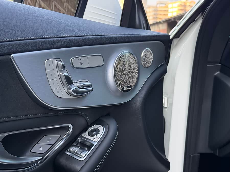 Mercedes-Benz C AMG 2019 immagine di auto #9