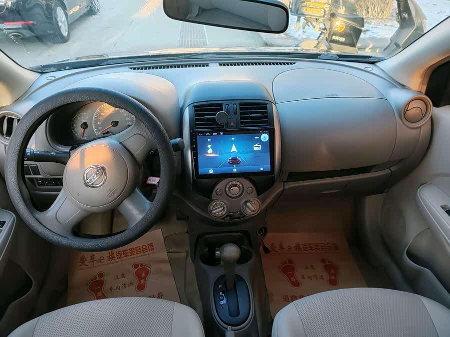 Nissan Sunny 2012 #9 Nissan Sunny 2012 car image #9