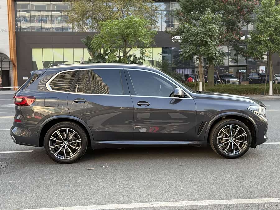 BMW X5 (Imported) 2020 #9 BMW X5 (Imported) 2020 car image #9