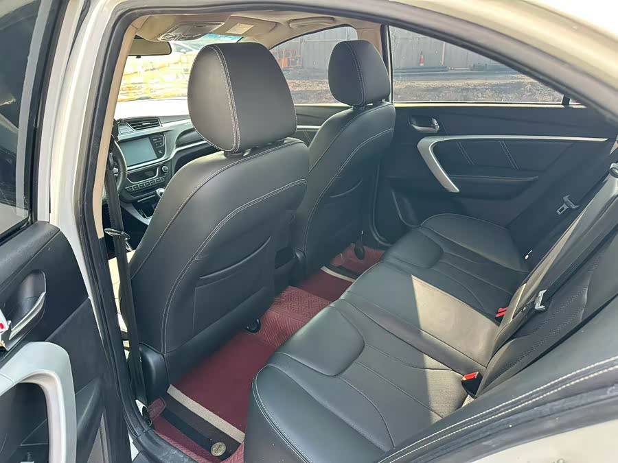 GEELY Emgrand 2017 #9 GEELY Emgrand 2017 car image #9