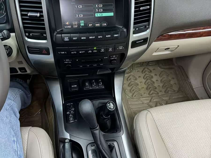 Toyota Land Cruiser Prado 2008 car image #9