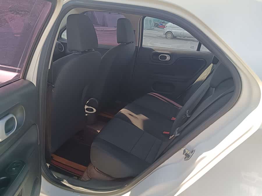 MG 3 2016 car image #9