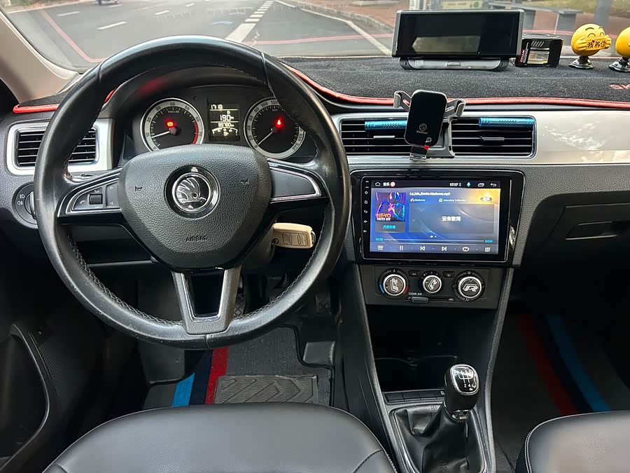 Skoda Rapid 2018 #9 Skoda Rapid 2018 car image #9