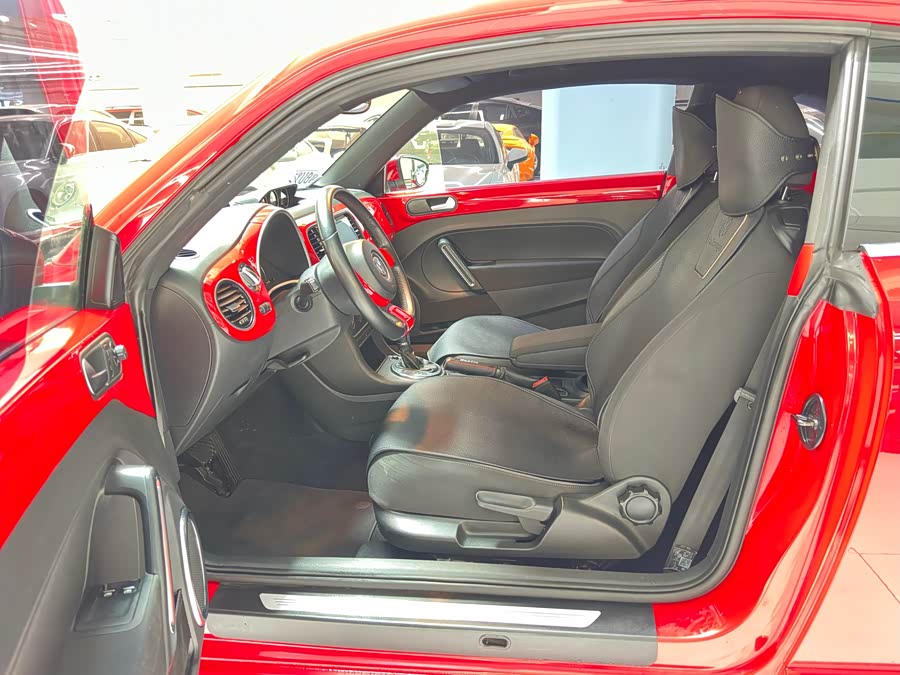 Volkswagen Beetle 2013 immagine di auto #9