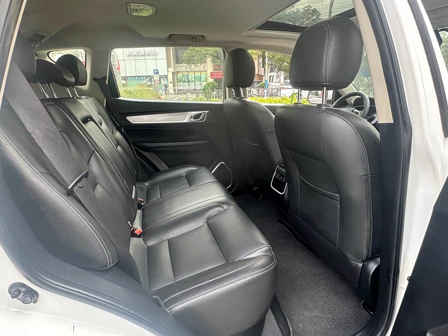 GEELY Vision X6 2018 car image #9