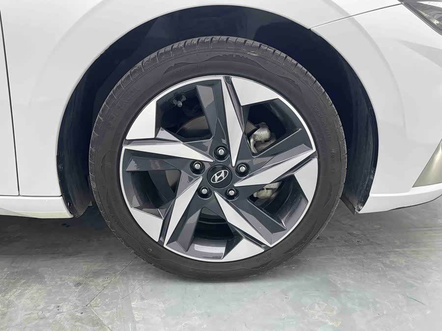 现代 伊兰特 2022 汽车图片 #9