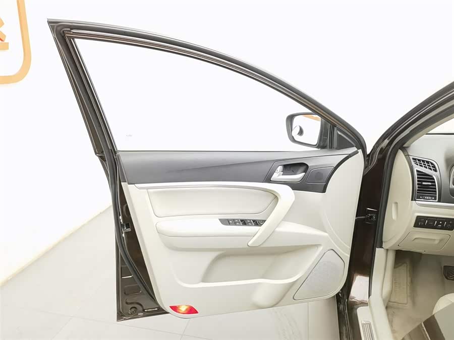 GEELY Emgrand 2015 immagine di auto #9